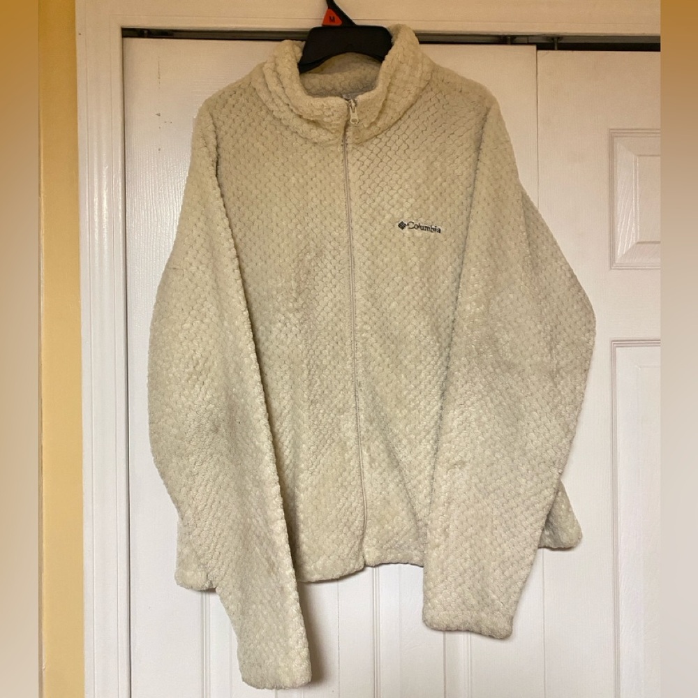 Columbia Women's Off-White Teddy Jacket